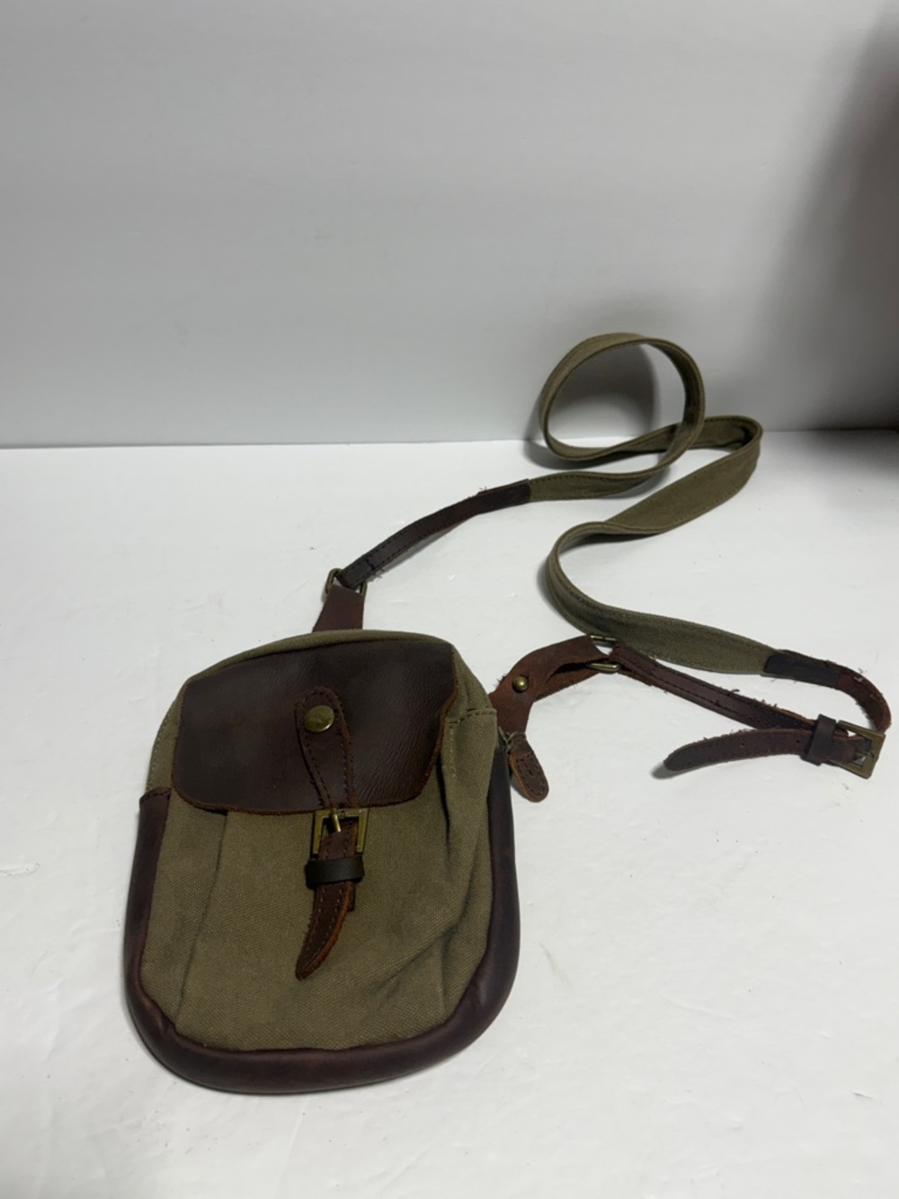 Jesslyn Blake Canvas and Leather Crossbody Bag in Olive Green